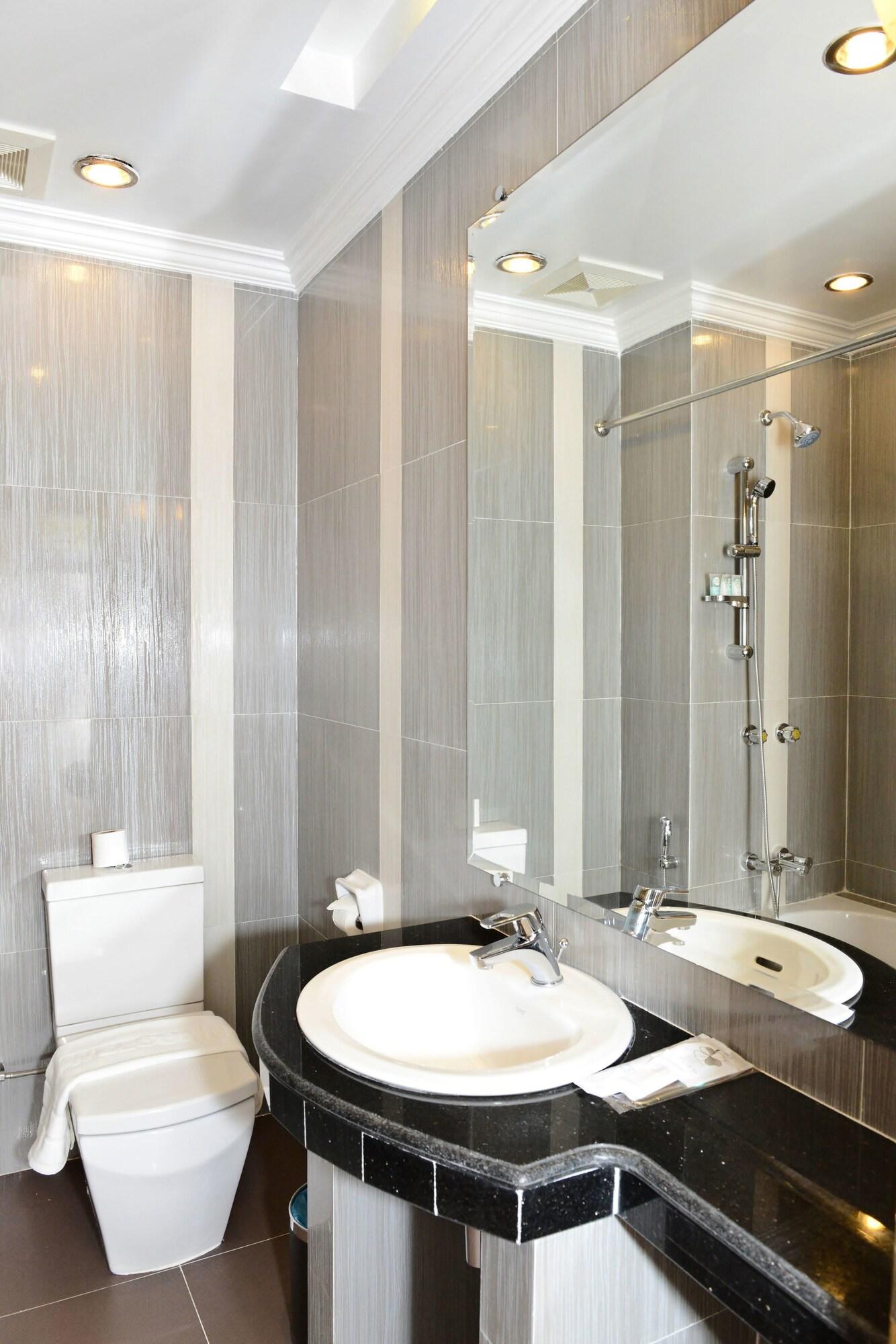 Hotel Grand United - 21St Downtown Yangon Exterior photo