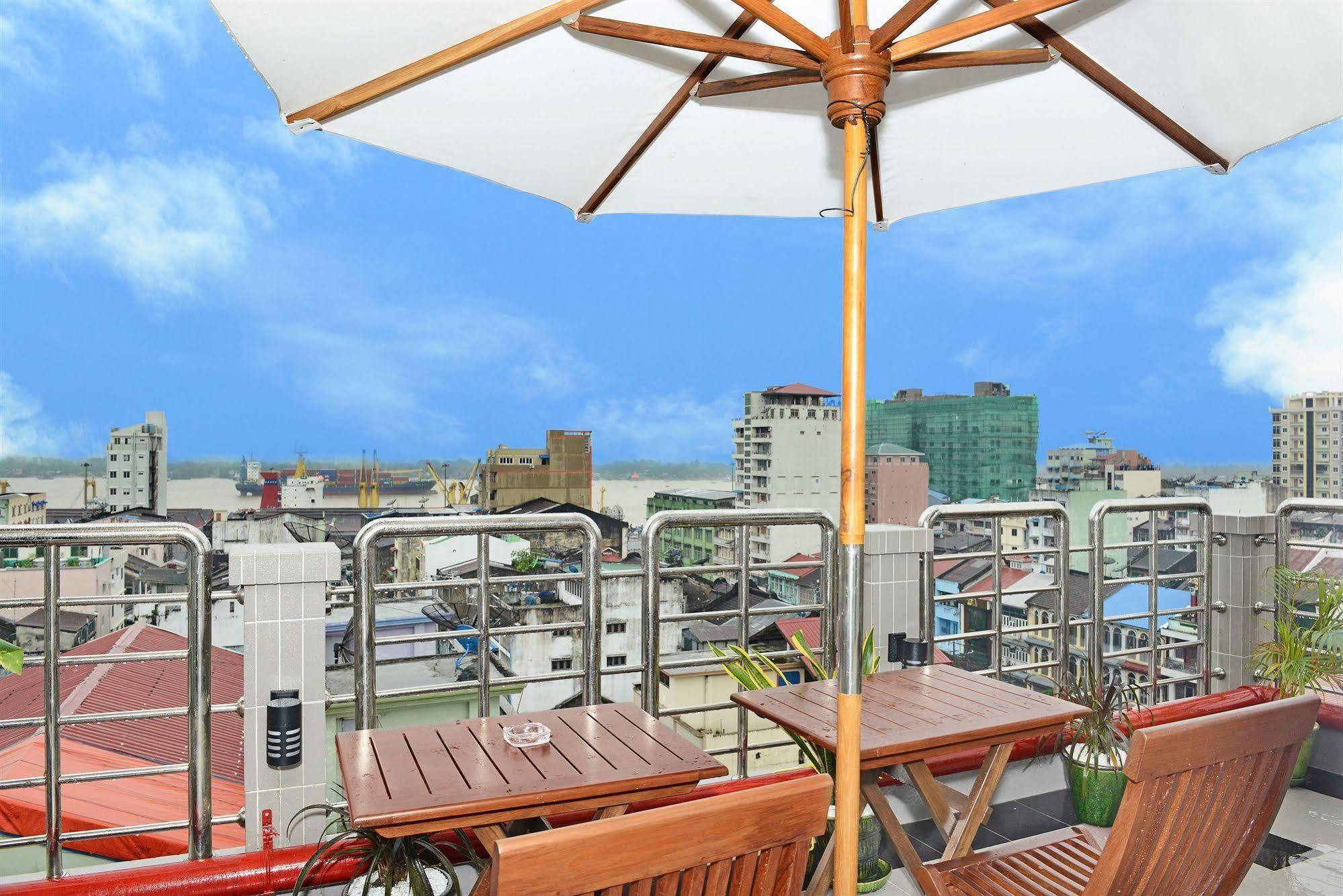 Hotel Grand United - 21St Downtown Yangon Exterior photo