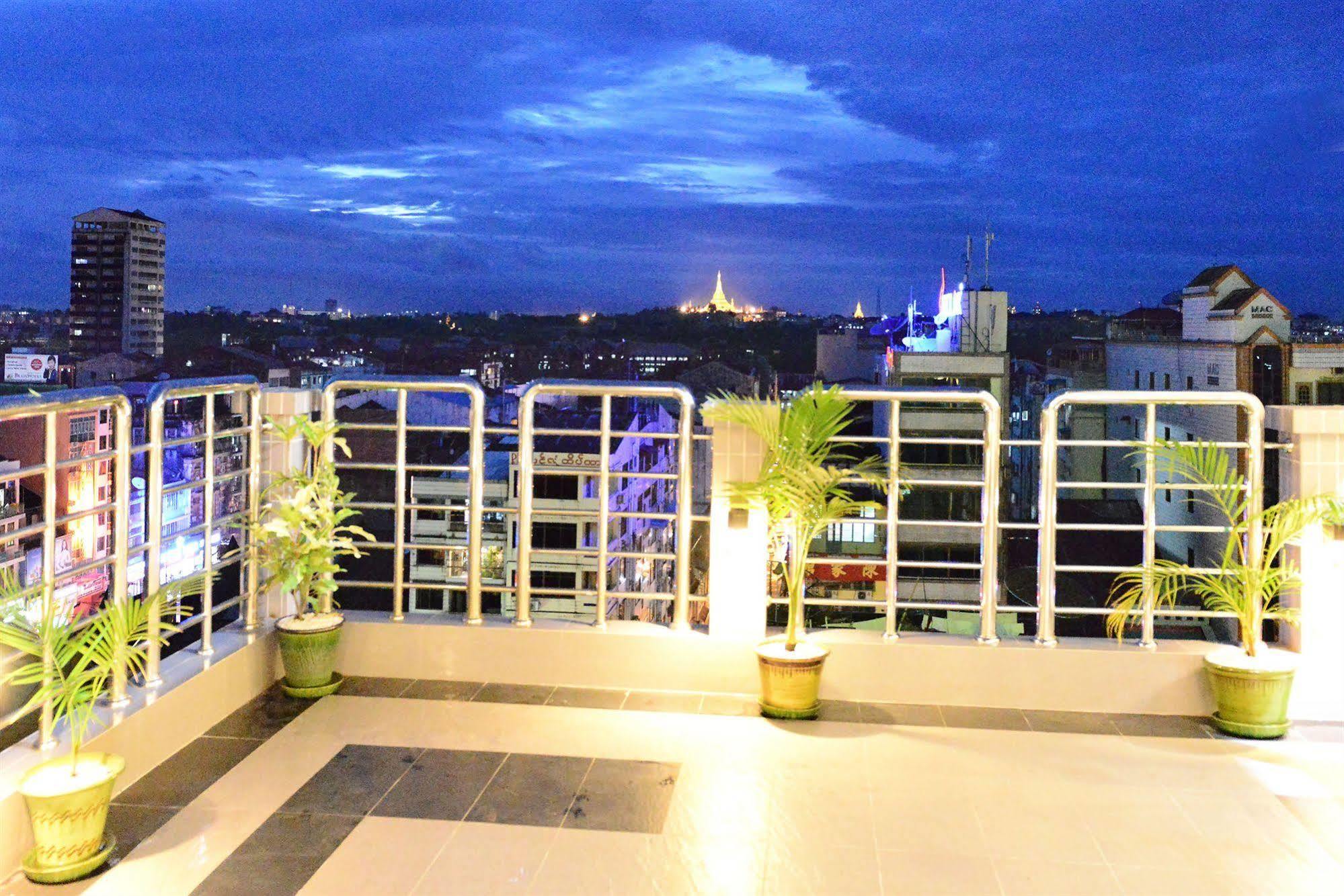 Hotel Grand United - 21St Downtown Yangon Exterior photo